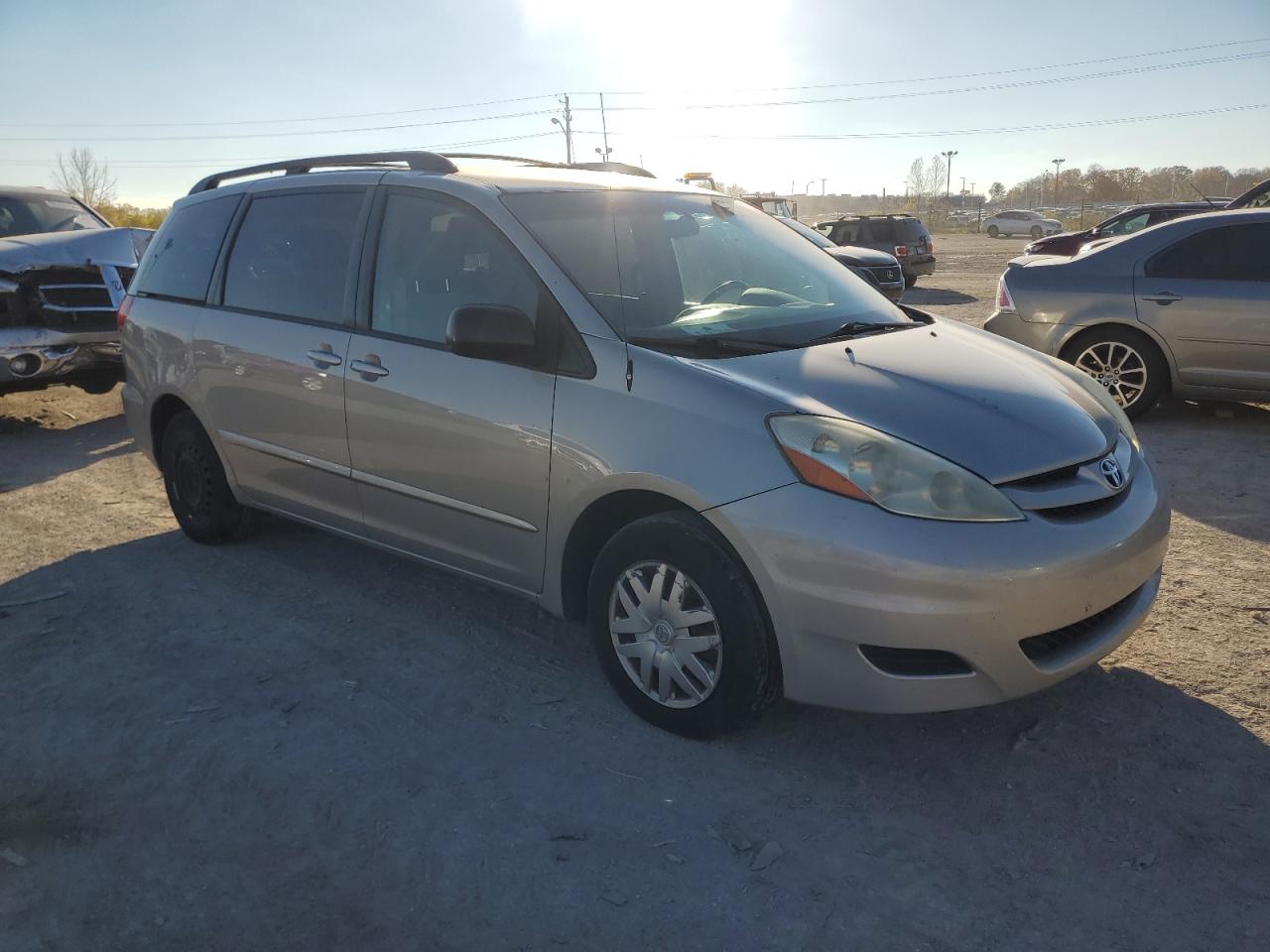2006 Toyota Sienna VIN 5TDZA23C76S394124 Copart auction photo, side / minor dent/scratches damage thumbnail 4