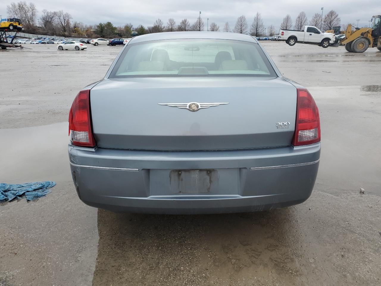 2007 Chrysler 300 VIN 2C3KA53G87H820137 Copart auction photo, rear end damage thumbnail 6