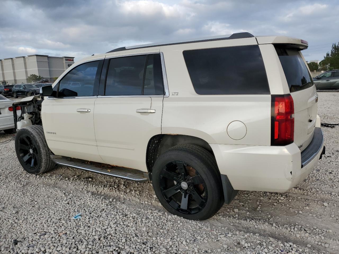 2015 Chevrolet Tahoe VIN 1GNSKCKC8FR222079 Copart auction photo, front end damage thumbnail 2