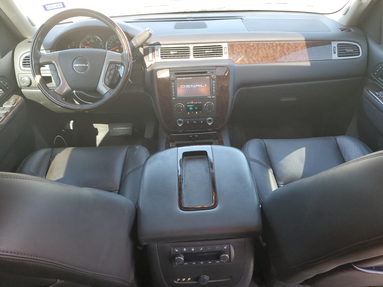 2014 GMC Yukon VIN 1GKS1EEF9ER173135 Copart auction photo, side / front end damage thumbnail 8