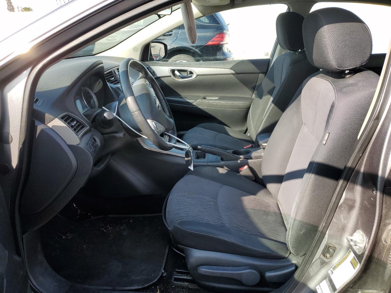 2015 Nissan Sentra VIN 3N1AB7AP3FY229292 Copart auction photo, front end / minor dent/scratches damage thumbnail 7