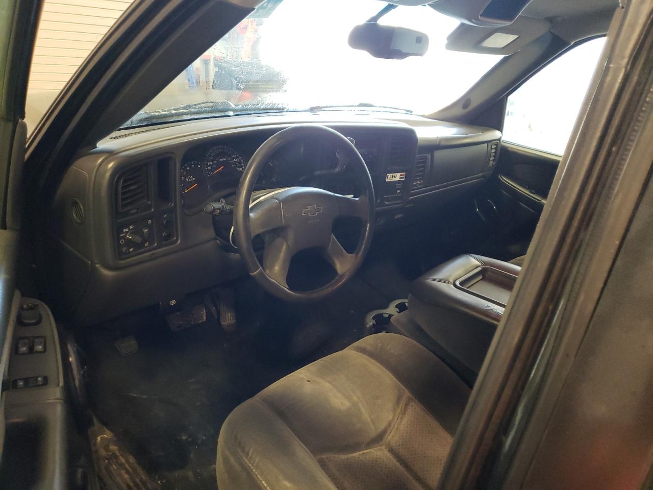 2003 Chevrolet Silverado VIN 1GCEC19V03Z330495 Copart auction photo, all over damage thumbnail 8
