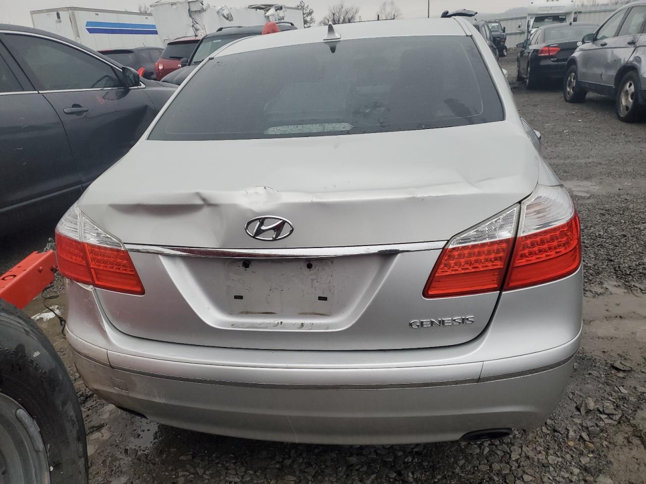 2011 Hyundai Genesis VIN KMHGC4DE8BU137939 Copart auction photo, front end damage thumbnail 6