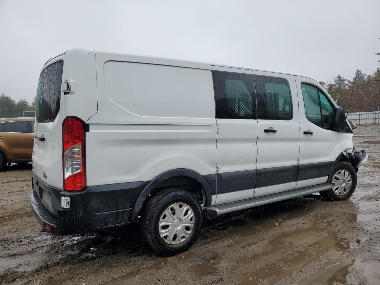 2021 Ford Transit VIN 1FTBR1Y82MKA46907 Copart auction photo, front end / minor dent/scratches damage thumbnail 3