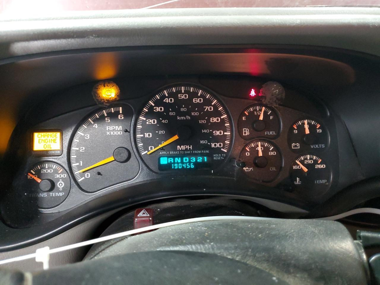 2000 Chevrolet Silverado VIN 1GCGK29U2YE308909 Copart auction photo, side damage thumbnail 9