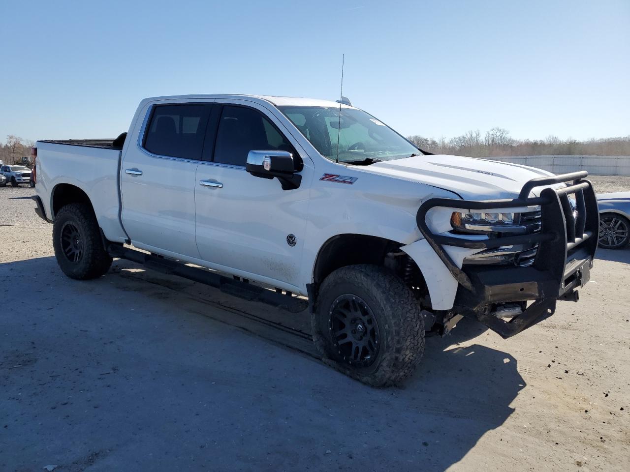 2019 Chevrolet Silverado VIN 3GCUYGEL5KG262794 Copart auction photo, front end damage thumbnail 4
