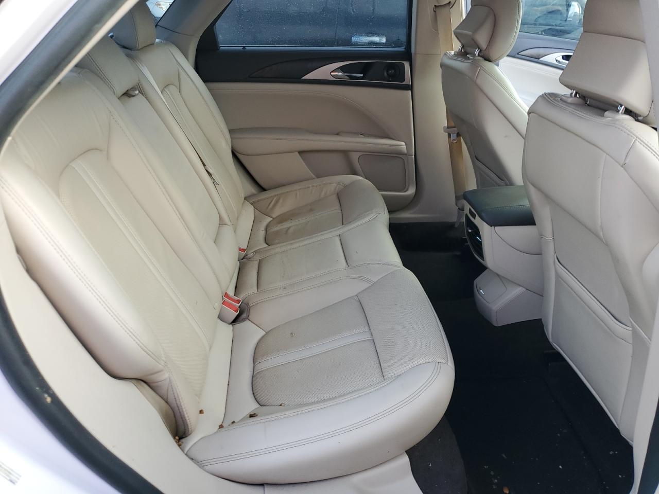 2019 Lincoln MKZ VIN 3LN6L5MU3KR608086 Copart auction photo, water/flood damage thumbnail 10