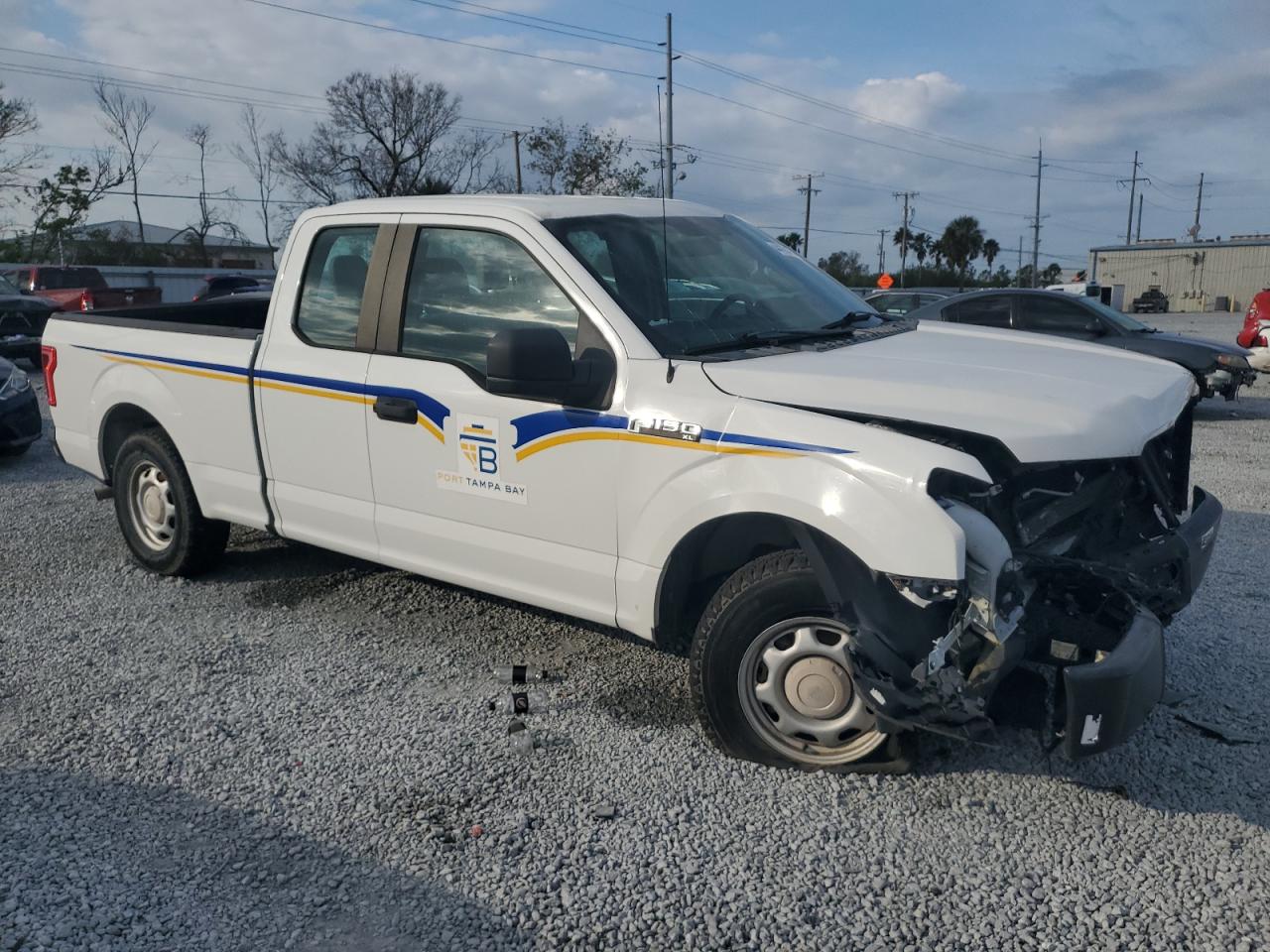 2016 Ford F-150 VIN 1FTEX1C8XGFC61071 Copart auction photo, front end damage thumbnail 4