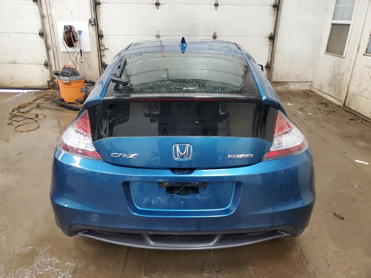 2011 Honda CR-Z VIN JHMZF1D41BS015928 Copart auction photo, front end / minor dent/scratches damage thumbnail 6