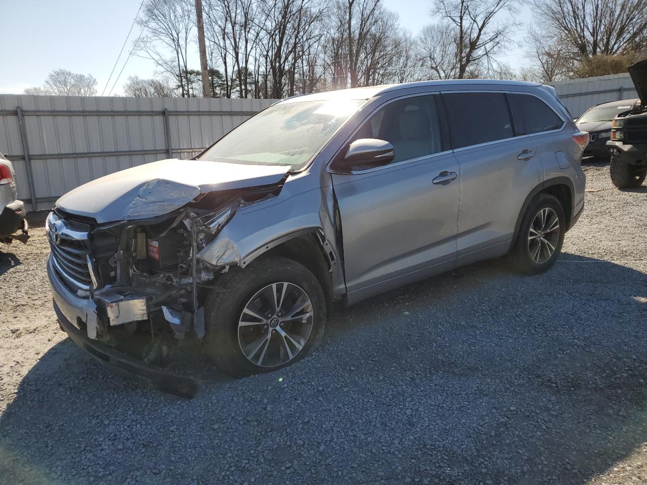 2016 Toyota Highlander VIN 5TDKKRFH4GS501145