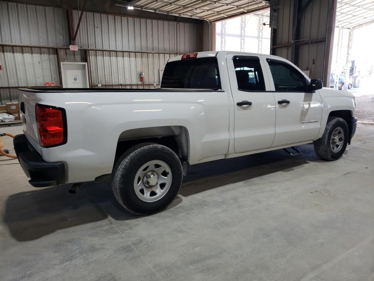 2014 Chevrolet Silverado VIN 1GCRCPEH1EZ299152 Copart auction photo, minor dent/scratches damage thumbnail 3