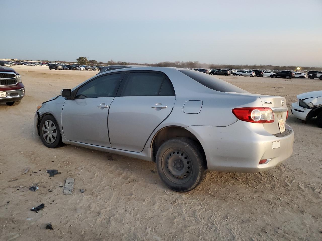 2011 Toyota Corolla VIN 2T1BU4EE1BC622110 Copart auction photo, side damage thumbnail 2