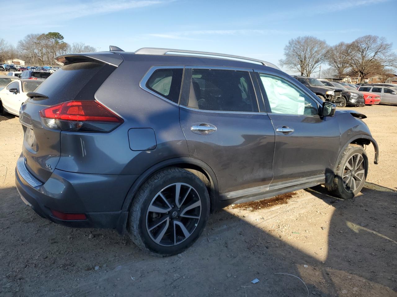 2018 Nissan Rogue VIN JN8AT2MT2JW468360 Copart auction photo, front end damage thumbnail 3