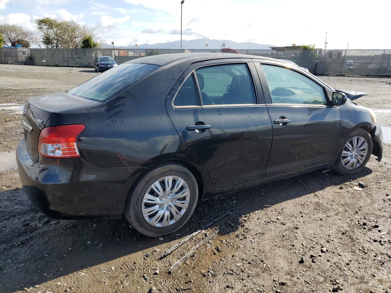 2007 Toyota Yaris VIN JTDBT923271136839 Copart auction photo, front end / rear end damage thumbnail 3