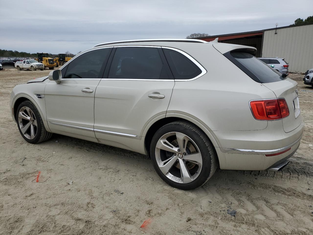 2019 Bentley Bentayga VIN SJAAM2ZV8KC026559 Copart auction photo, front end damage thumbnail 2