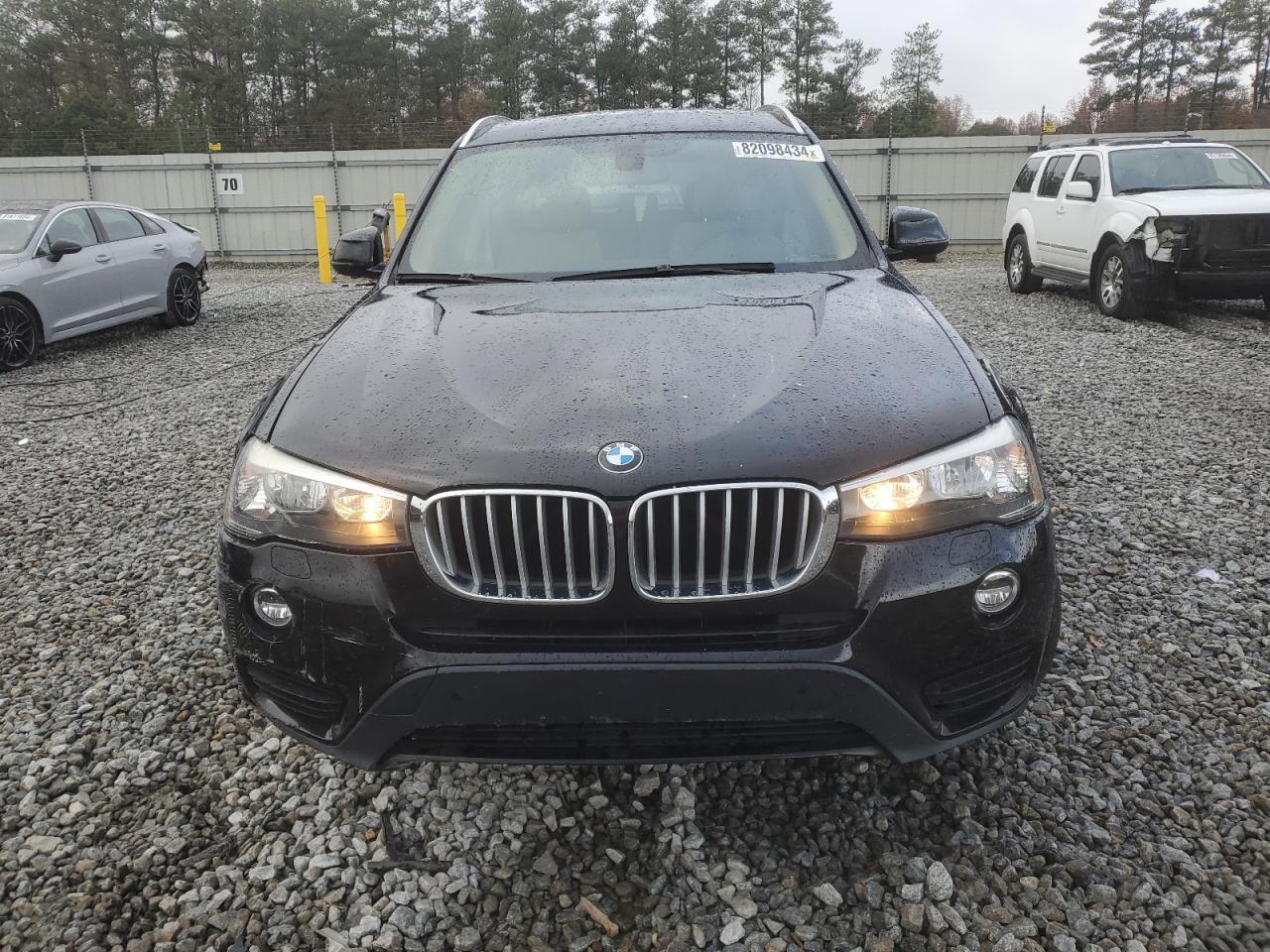 2017 BMW X3 VIN 5UXWZ7C34H0X42197 Copart auction photo, front end / side damage thumbnail 5