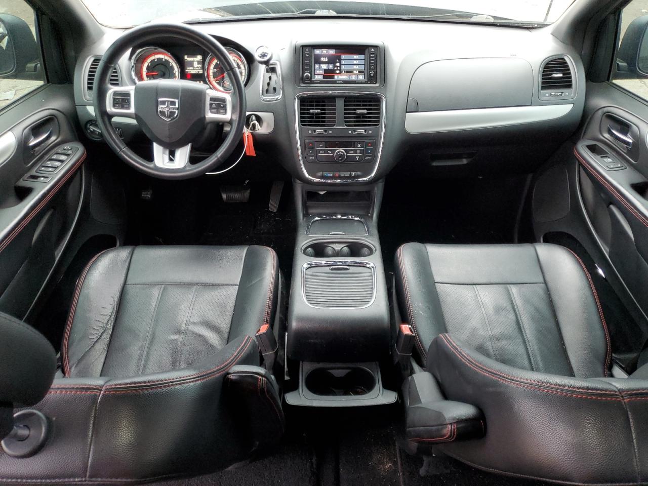 2016 Dodge Caravan VIN 2C4RDGEG6GR318909 Copart auction photo, front end / minor dent/scratches damage thumbnail 8