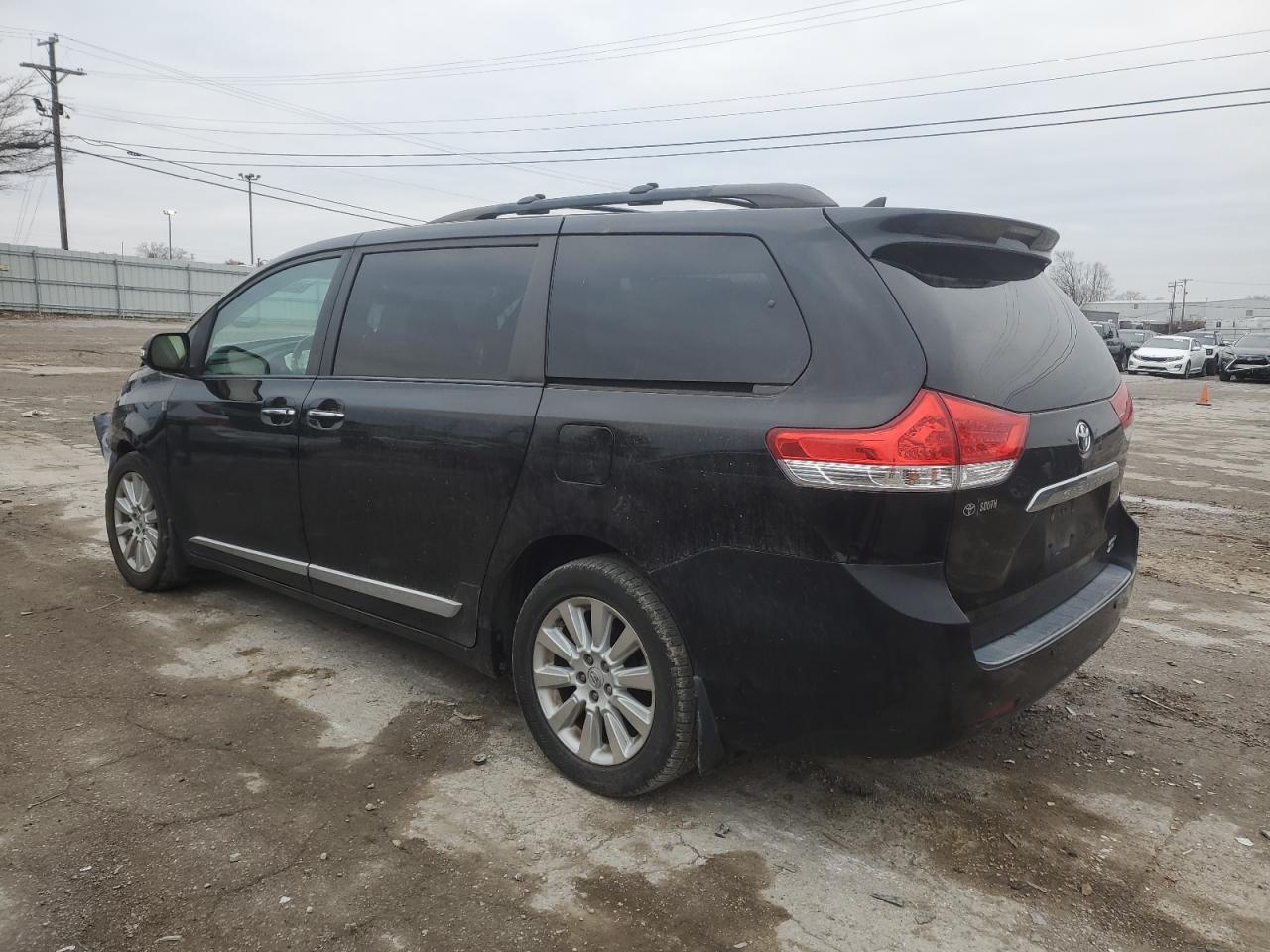 2013 Toyota Sienna VIN 5TDDK3DC7DS061950 Copart auction photo, front end / frame damage damage thumbnail 2