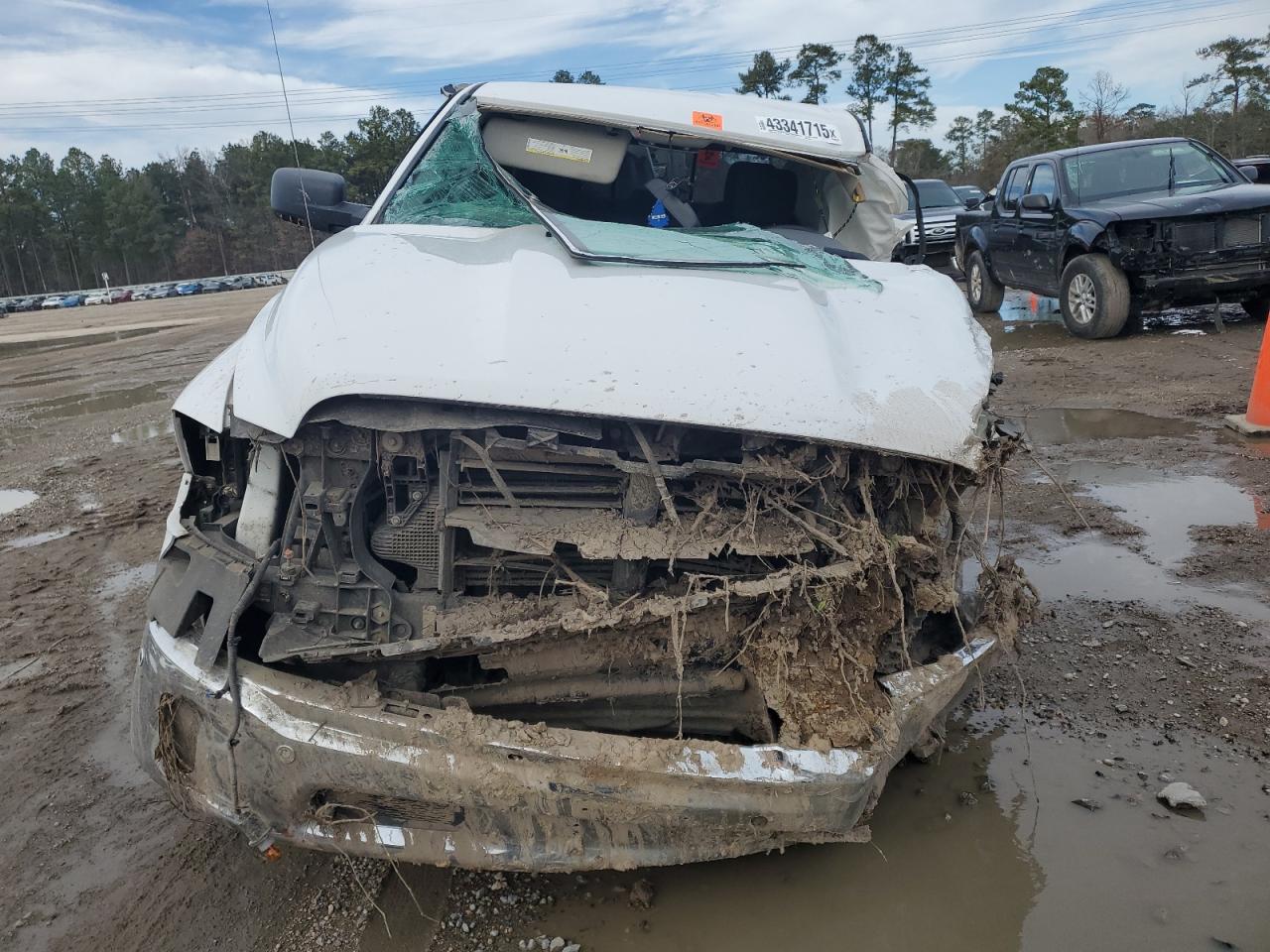 2017 RAM 1500 VIN 1C6RR7LM8HS873717 Copart auction photo, front end / side damage thumbnail 5