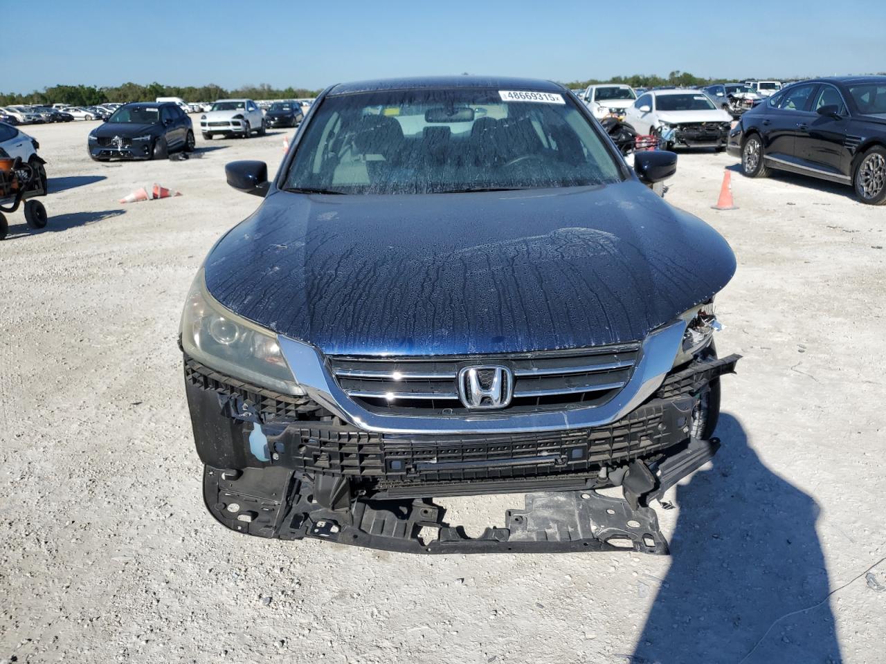 2015 Honda Accord VIN 1HGCR2F30FA154325 Copart auction photo, front end / minor dent/scratches damage thumbnail 5