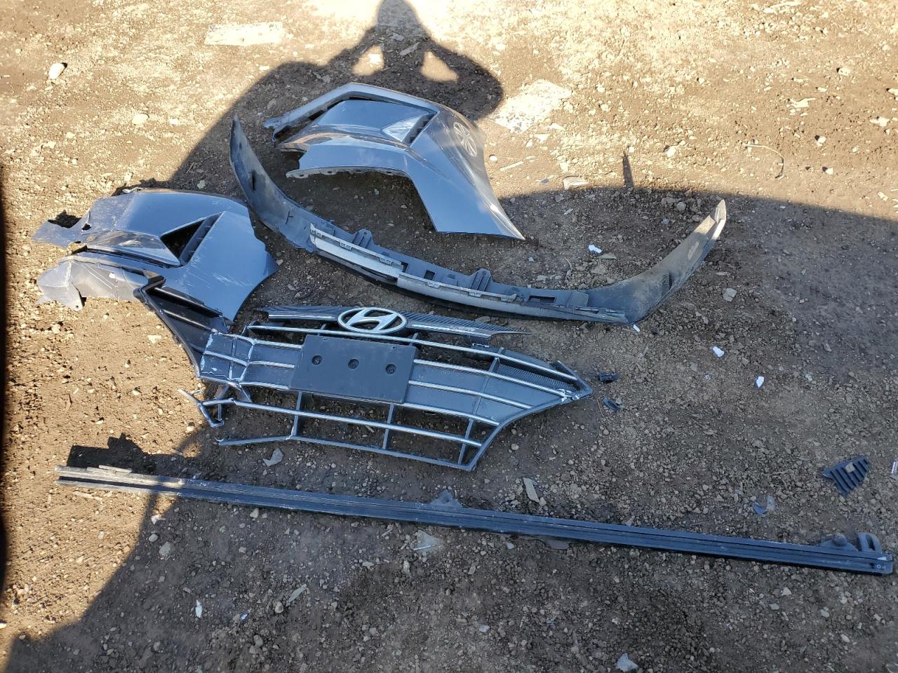 2019 Hyundai Elantra VIN 5NPD84LFXKH450777 Copart auction photo, front end / side damage thumbnail 14