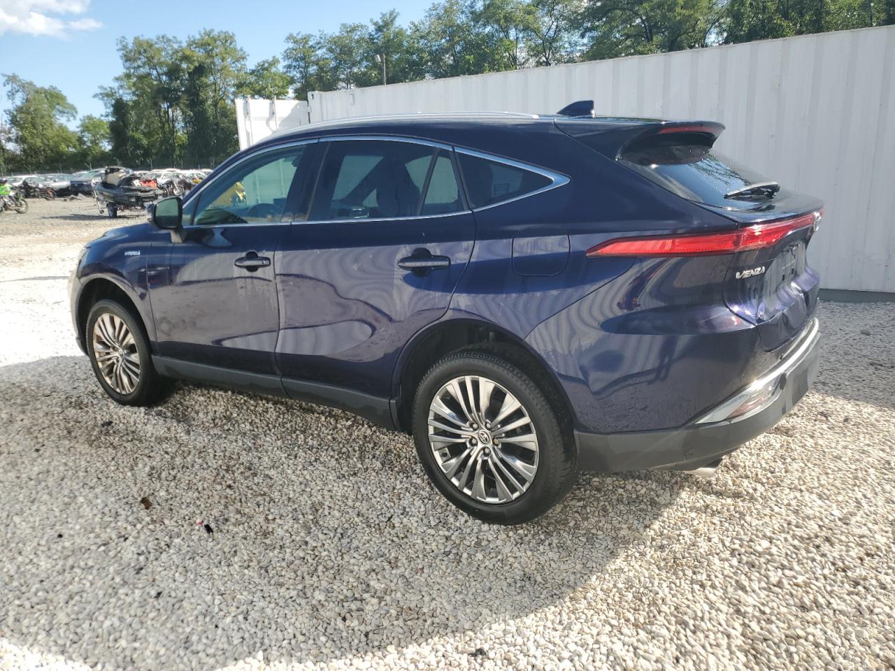 2021 Toyota Venza VIN JTEAAAAH0MJ041655 Copart auction photo, side damage thumbnail 2