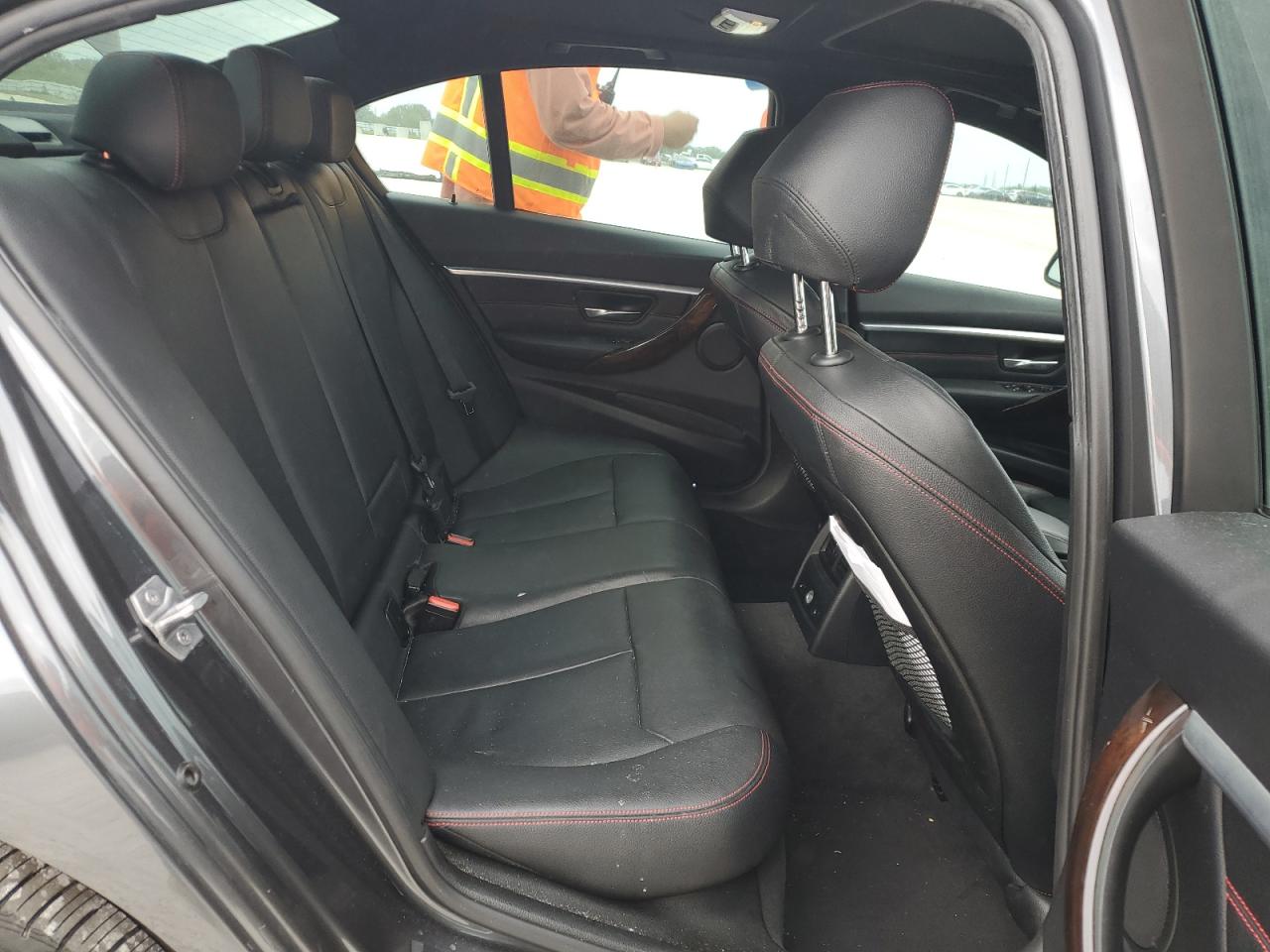 2017 BMW 3er VIN WBA8D9G39HNU63116 Copart auction photo, front end damage thumbnail 10