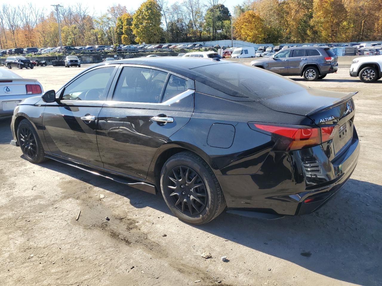 2020 Nissan Altima VIN 1N4BL4BV4LC225952 Copart auction photo, front end / minor dent/scratches damage thumbnail 2