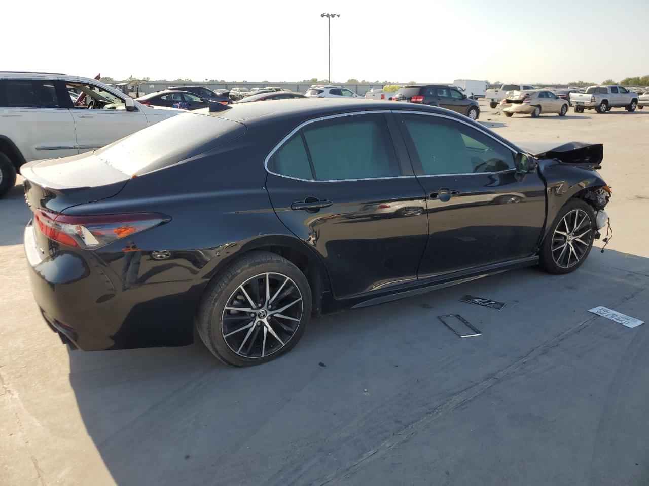 2021 Toyota Camry VIN 4T1G11AK7MU544197 Copart auction photo, front end damage thumbnail 3