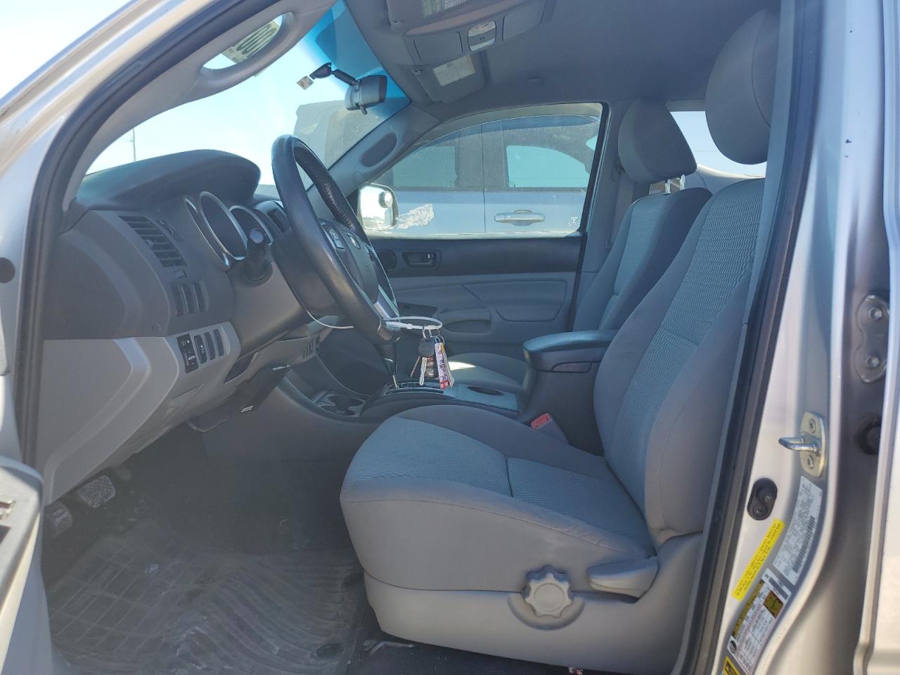 2013 Toyota Tacoma VIN 5TFJU4GN9DX047199 Copart auction photo, front end / minor dent/scratches damage thumbnail 7