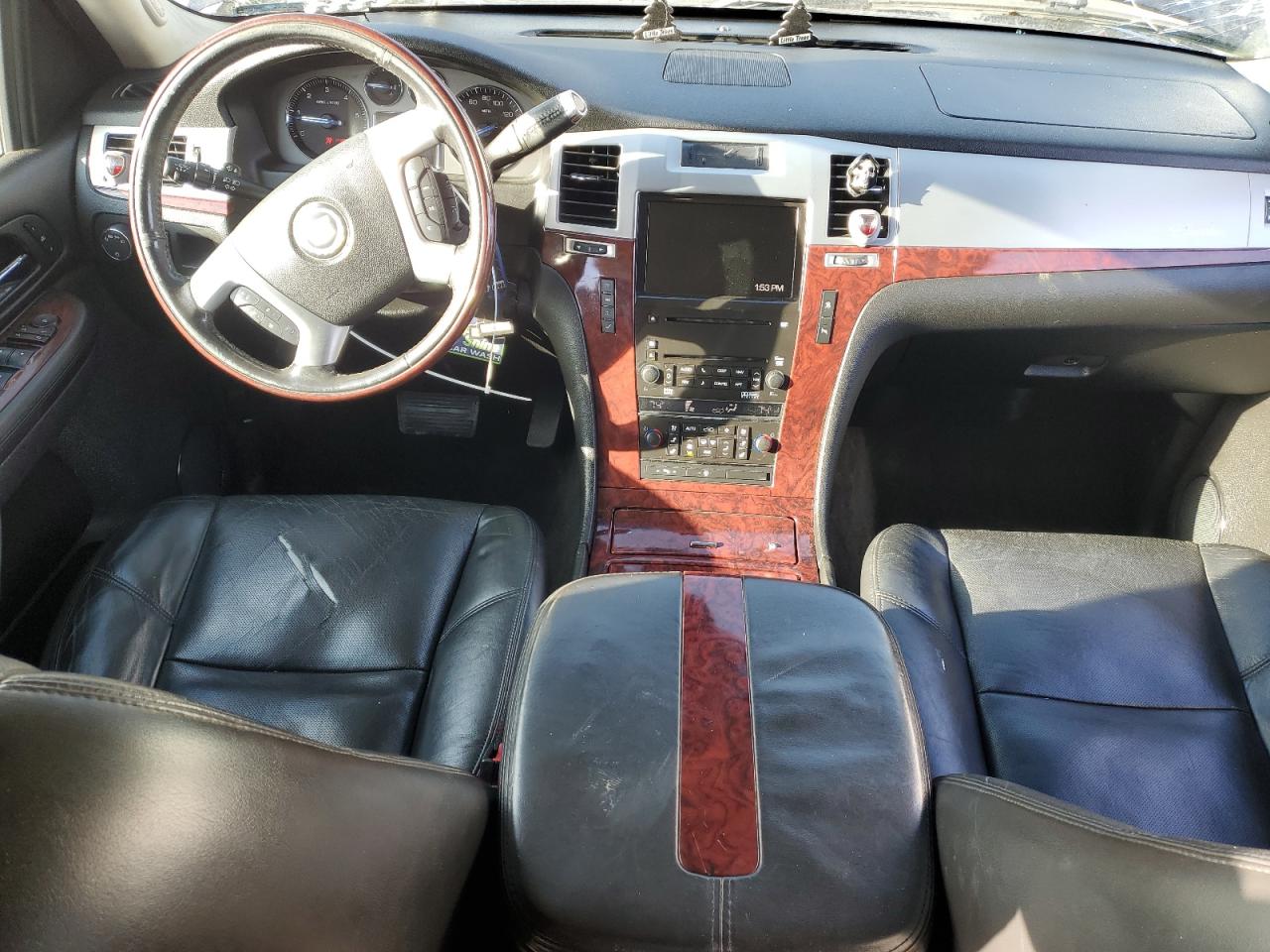 2008 Cadillac Escalade VIN 1GYFK63808R173981 Copart auction photo, side / front end damage thumbnail 8