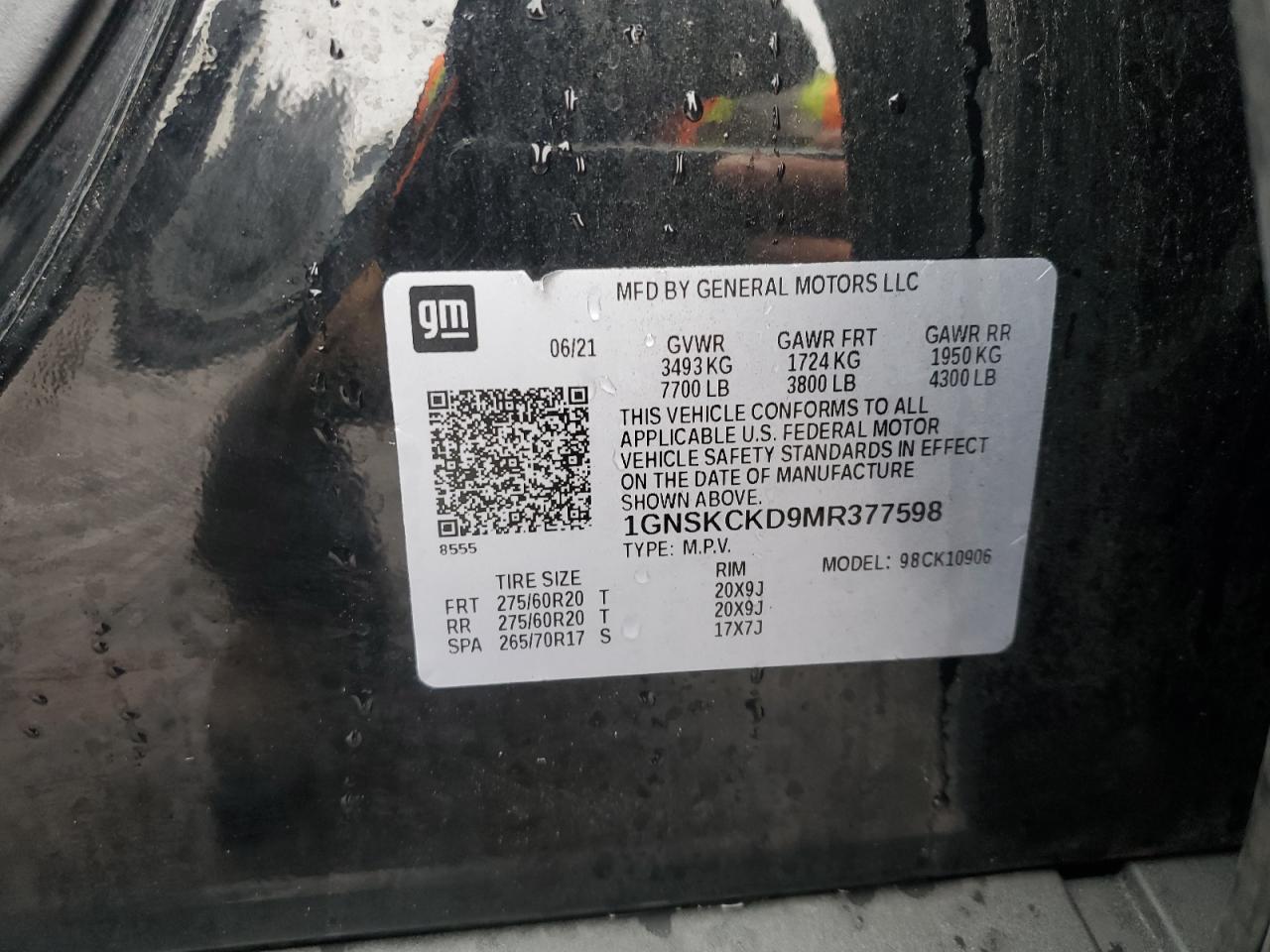2021 Chevrolet Suburban VIN 1GNSKCKD9MR377598 Copart auction photo, side / front end damage thumbnail 15