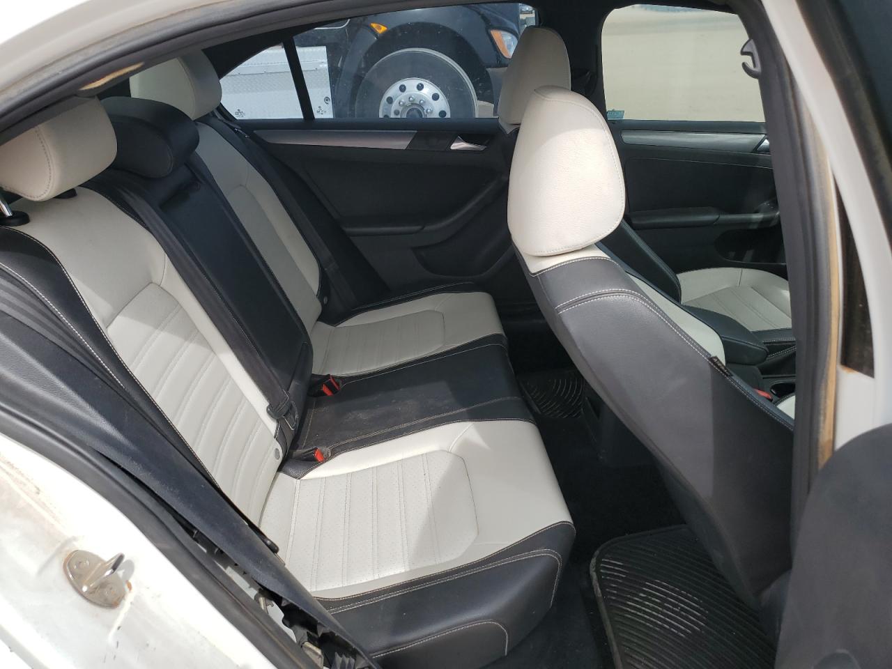 2016 Volkswagen Jetta VIN 3VWD17AJ1GM269157 Copart auction photo, front end damage thumbnail 10