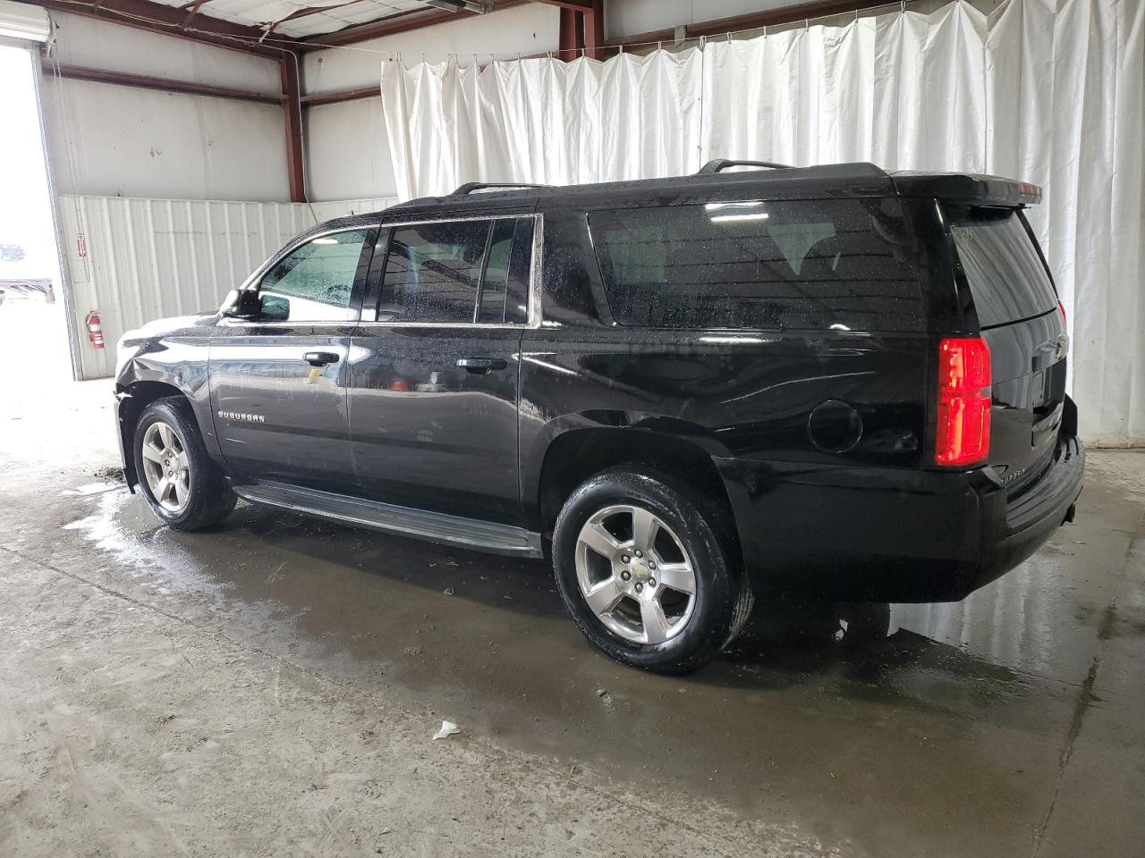 2015 Chevrolet Suburban VIN 1GNSKJKC9FR197178 Copart auction photo, front end damage thumbnail 2