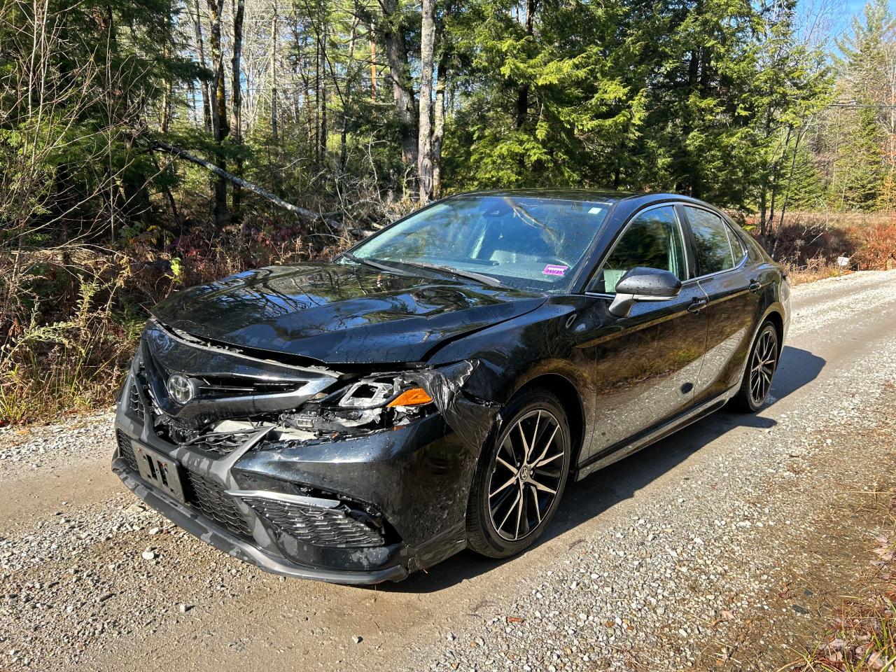 2022 Toyota Camry VIN 4T1G11BK8NU055324 Copart auction photo, front end / normal wear damage thumbnail 2