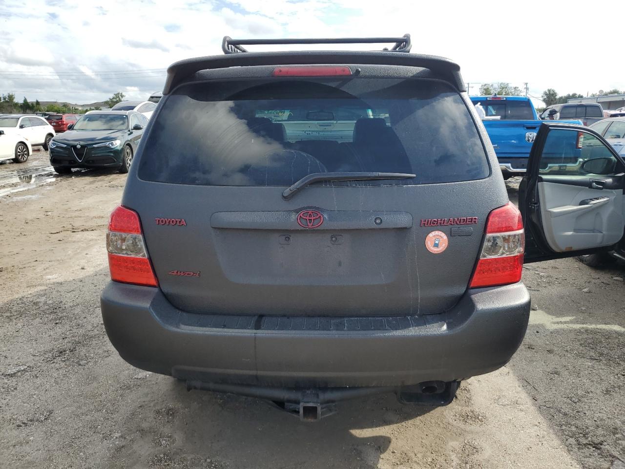 2007 Toyota Highlander VIN JTEEW21A670048082 Copart auction photo, water/flood damage thumbnail 6