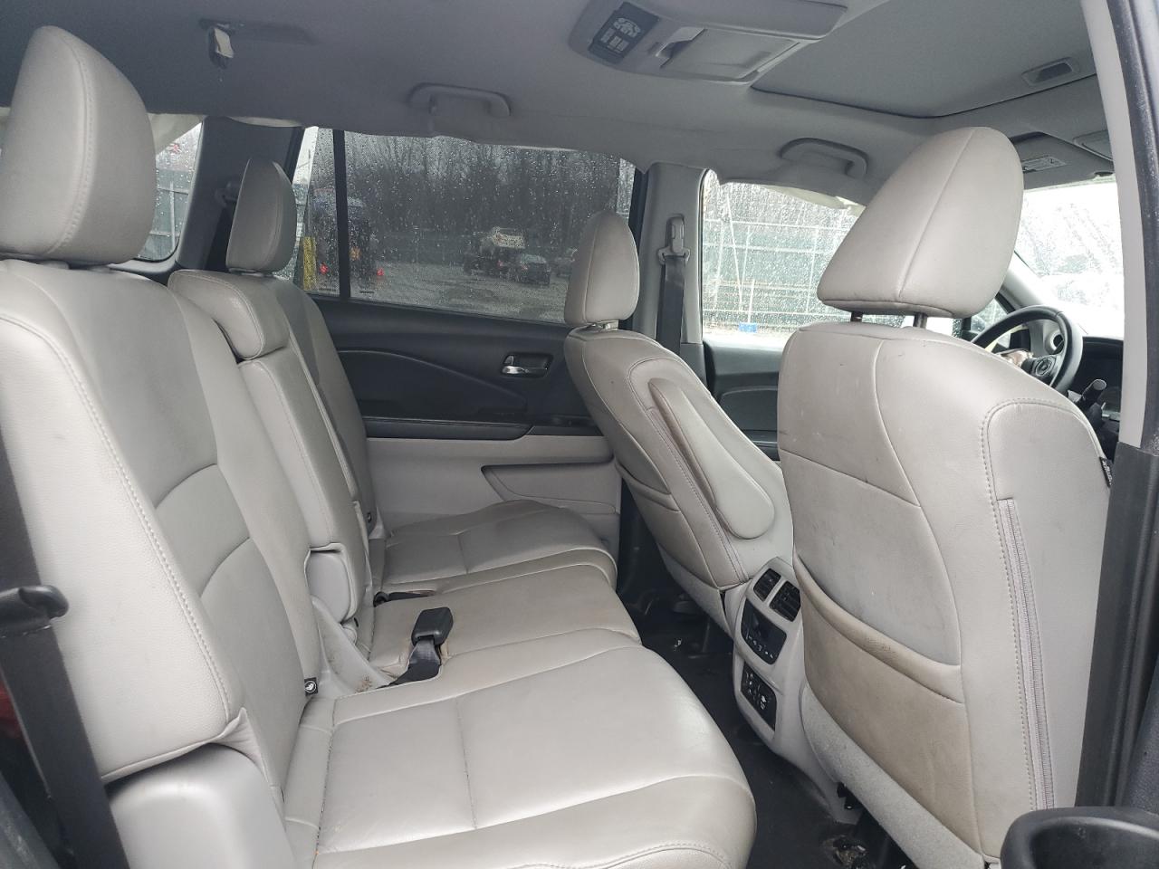2016 Honda Pilot VIN 5FNYF6H93GB007513 Copart auction photo, front end damage thumbnail 11