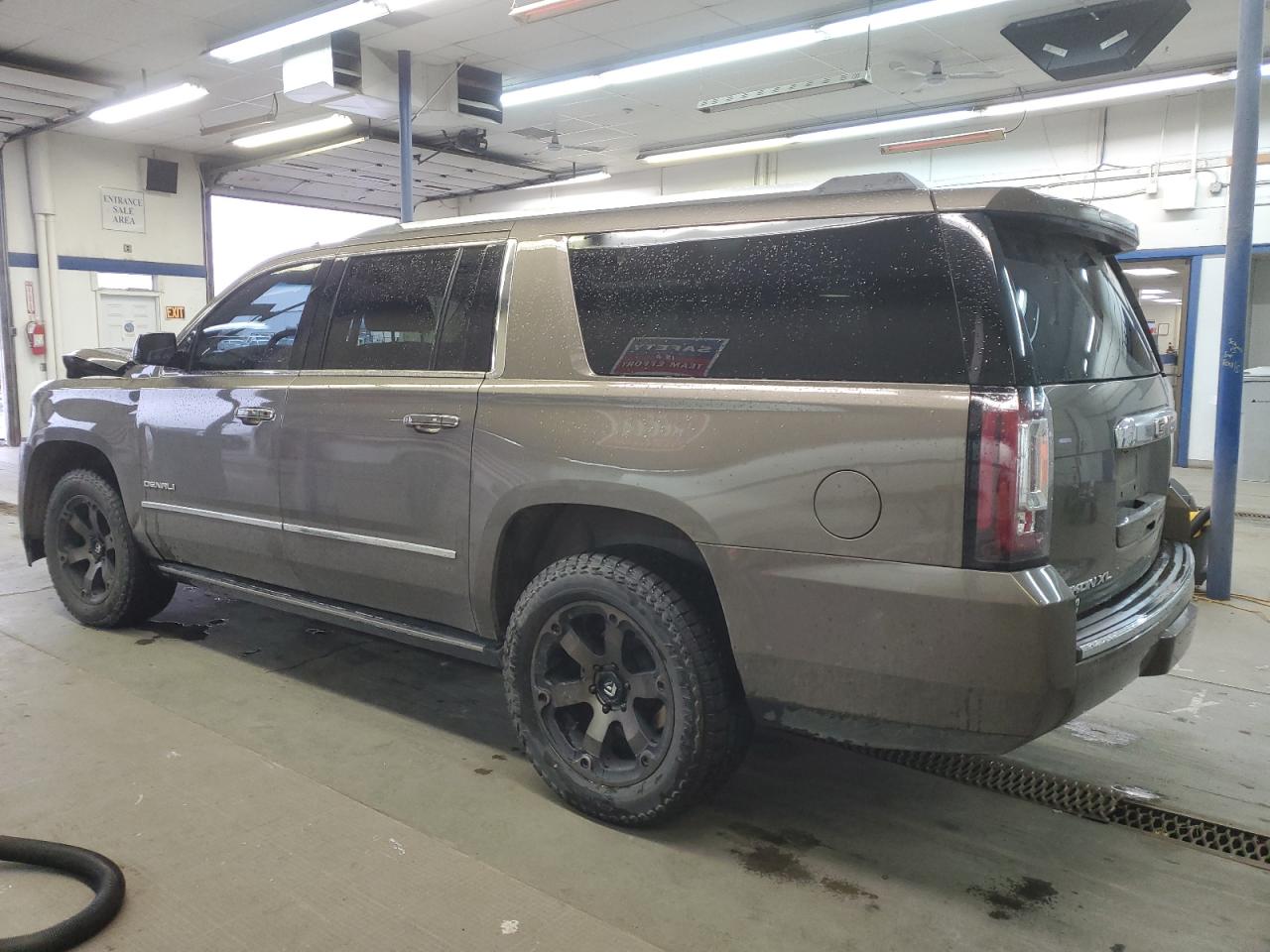 2015 GMC Yukon VIN 1GKS2JKJ2FR743380 Copart auction photo, front end damage thumbnail 2
