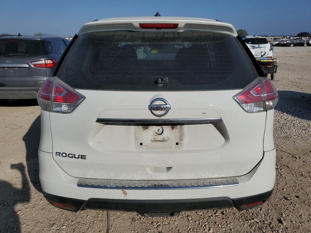 2015 Nissan Rogue VIN 5N1AT2MT4FC851667 Copart auction photo, rear end / minor dent/scratches damage thumbnail 6
