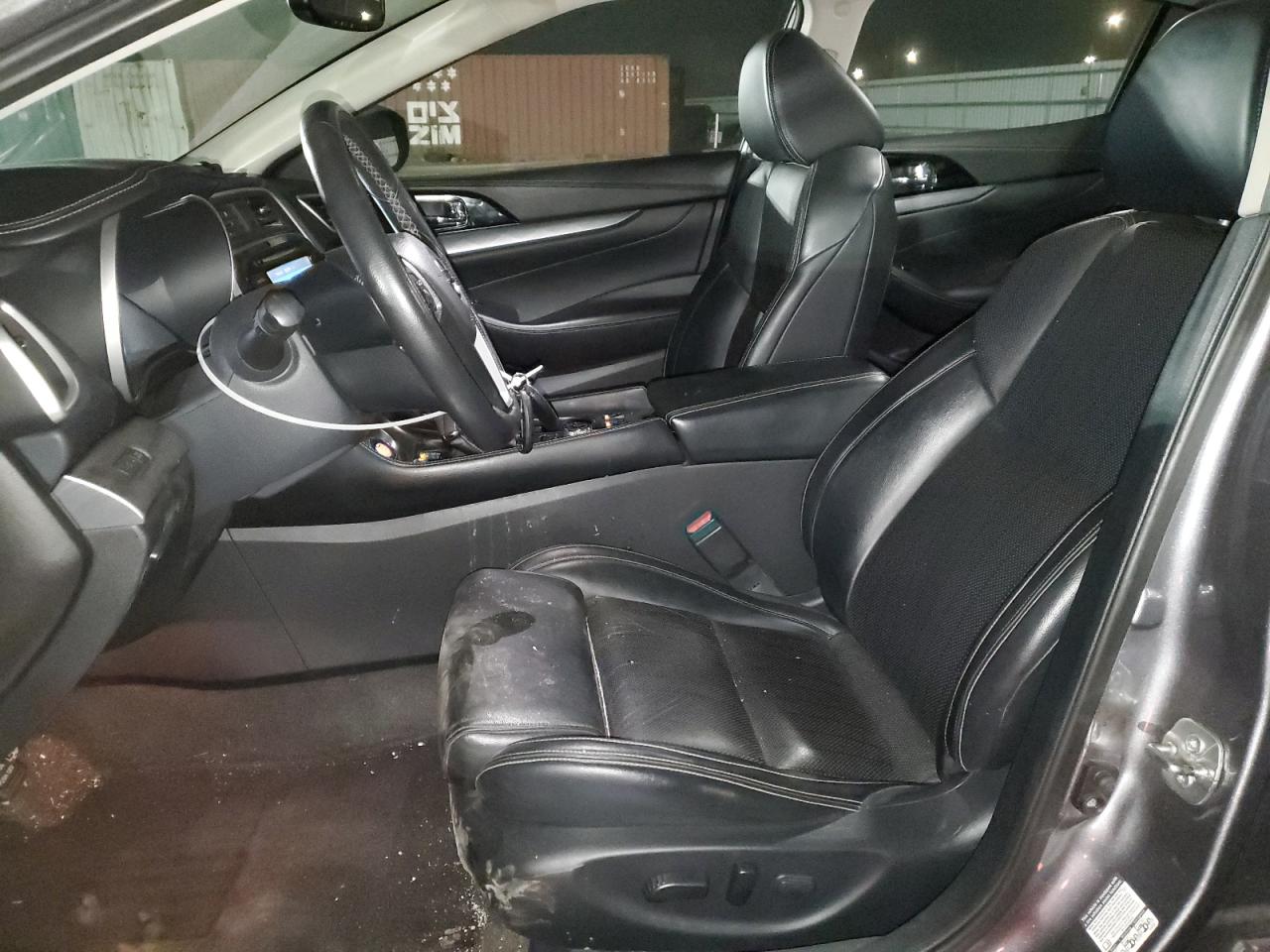2016 Nissan Maxima VIN 1N4AA6APXGC411971 Copart auction photo, rear end / minor dent/scratches damage thumbnail 7