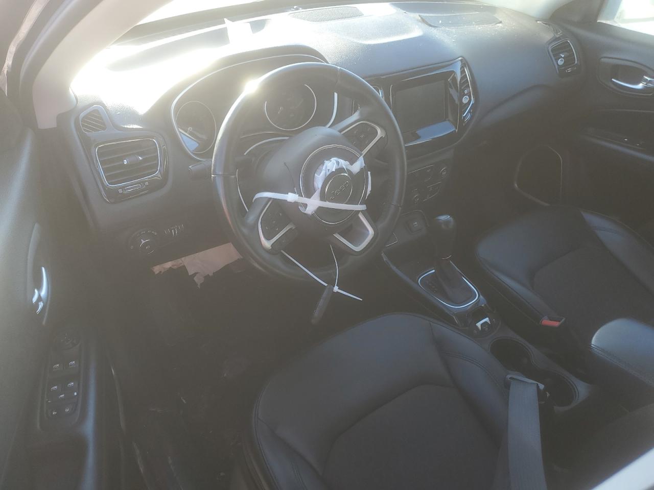 2018 Jeep Compass VIN 3C4NJCBB6JT304991 Copart auction photo, all over damage thumbnail 8