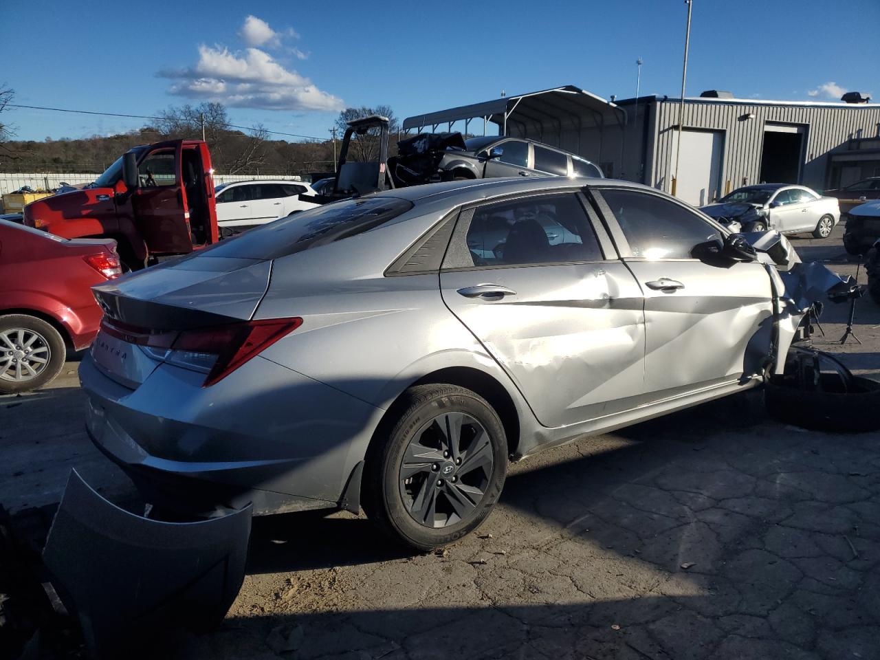 2022 Hyundai Elantra VIN 5NPLS4AG5NH084174 Copart auction photo, front end / side damage thumbnail 3