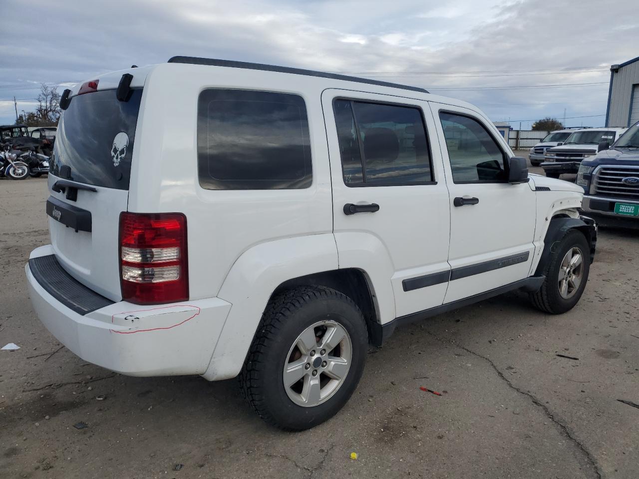2012 Jeep Liberty (North America) VIN 1C4PJLAKXCW213570 Copart auction photo, front end / mechanical damage thumbnail 3
