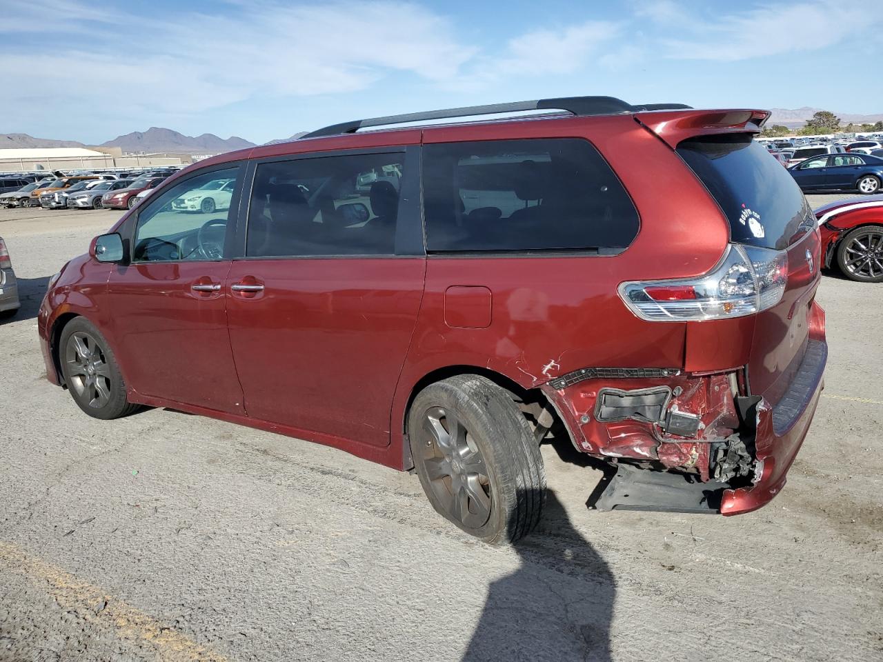 2016 Toyota Sienna VIN 5TDXK3DC2GS755155 Copart auction photo, rear end damage thumbnail 2