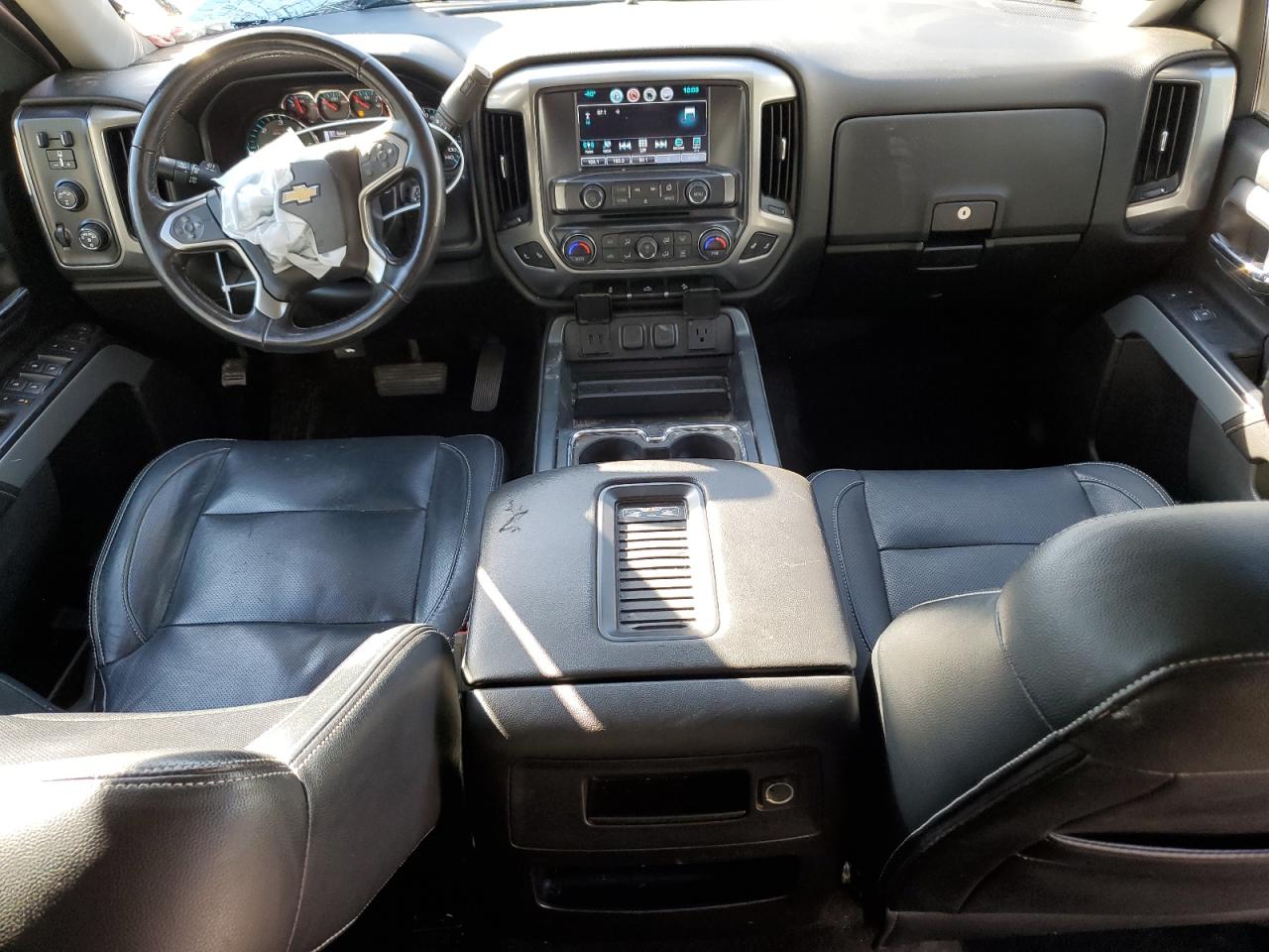 2018 Chevrolet Silverado VIN 3GCUKREC3JG142925 Copart auction photo, front end / side damage thumbnail 8