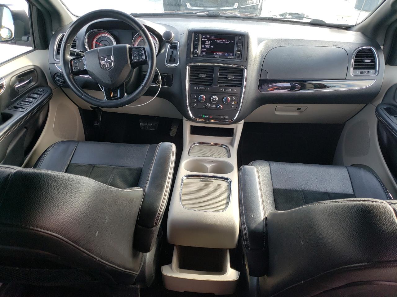 2018 Dodge Caravan VIN 2C4RDGCG9JR178770 Copart auction photo, rear end damage thumbnail 8