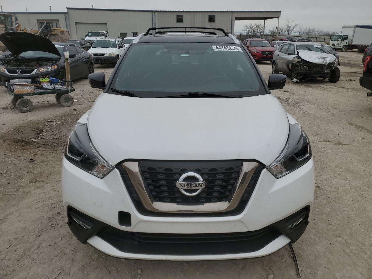 2018 Nissan Kicks VIN 3N1CP5CU4JL537952 Copart auction photo, side damage thumbnail 5