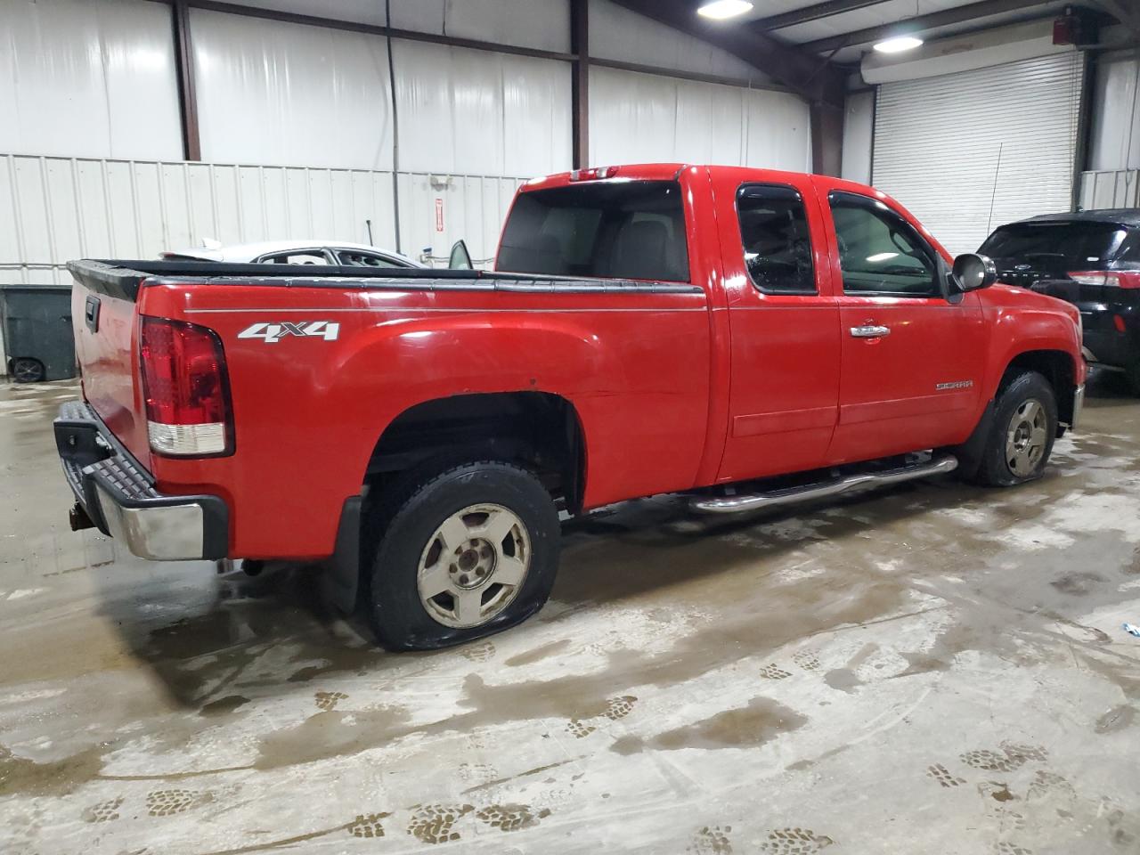 2011 GMC Sierra VIN 1GTR2UEA9BZ148589 Copart auction photo, mechanical damage thumbnail 3