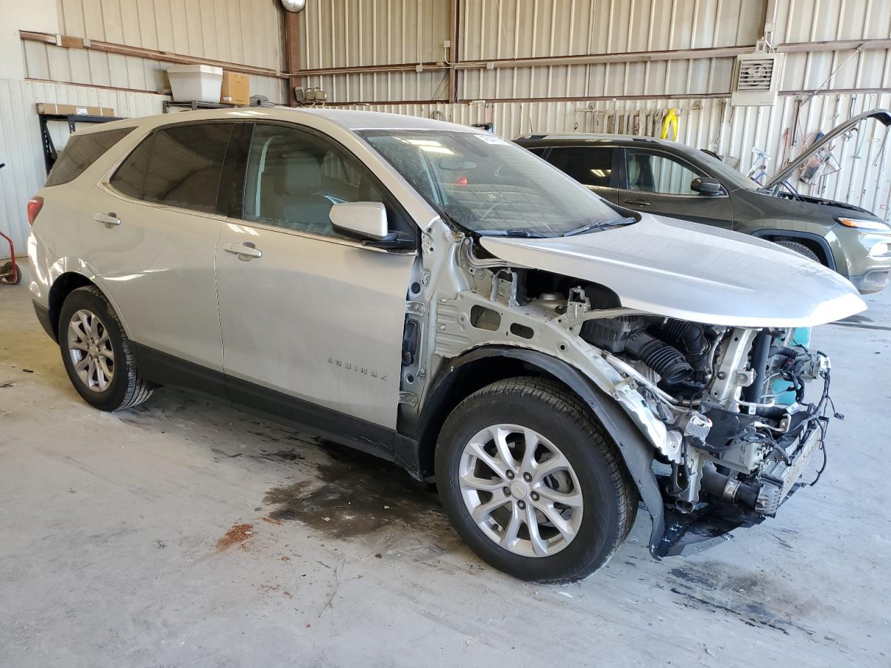 2020 Chevrolet Equinox VIN 3GNAXKEVXLS535020 Copart auction photo, front end / minor dent/scratches damage thumbnail 4