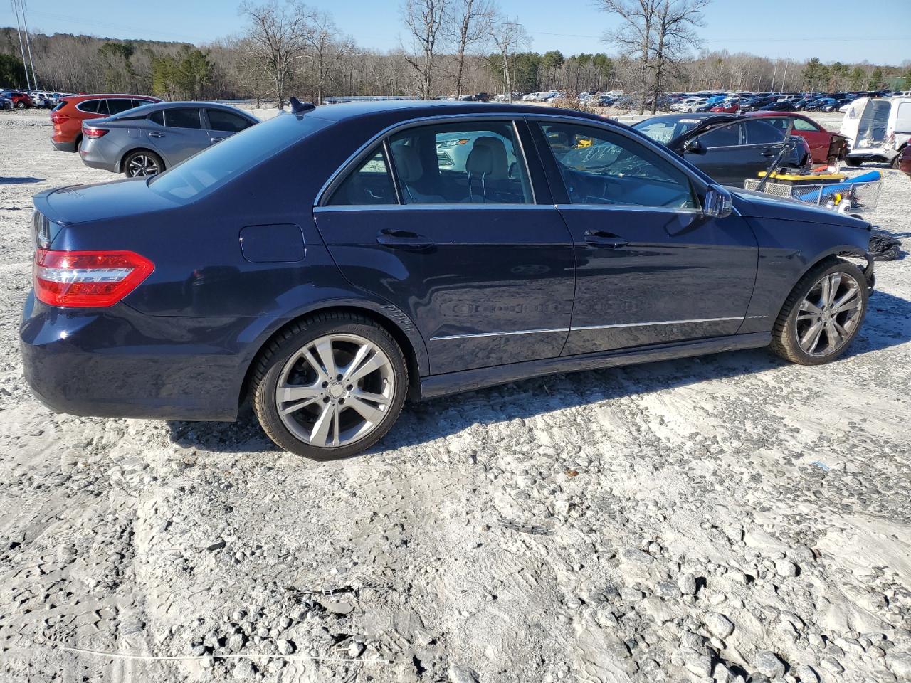 2012 Mercedes-Benz E-klasse VIN WDDHF8JBXCA646554 Copart auction photo, front end damage thumbnail 3